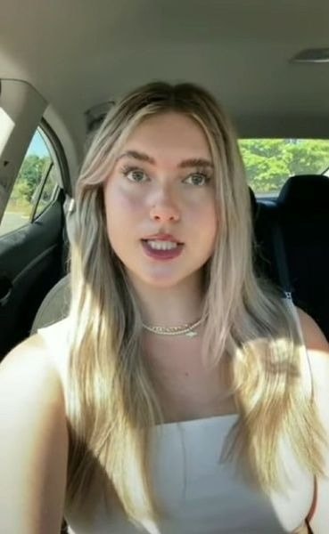 “Online Influencer Sparks Controversy Claiming She’s ‘Too Pretty’ to Work”